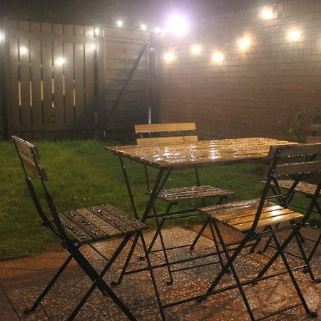 Peaceful Glasgow City House: Central Location with Free Parking Exterior photo