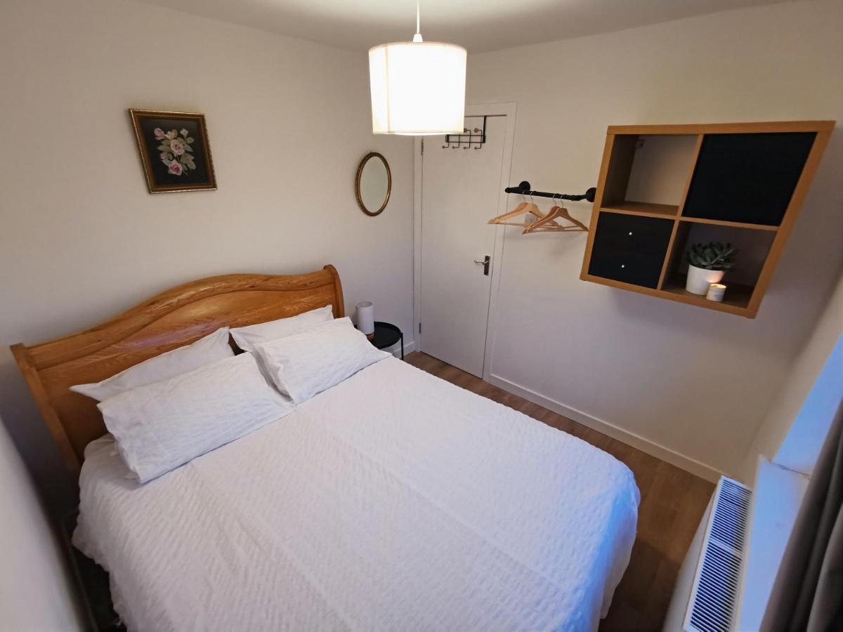 Peaceful Glasgow City House: Central Location with Free Parking Exterior photo